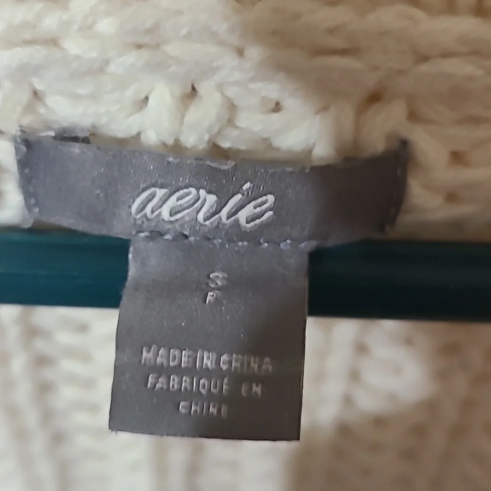 Aerie Chunky Cable Knit Lace Up Cream Sweater - Picture 2 of 7